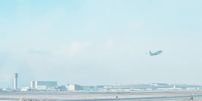 函館空港と飛行機